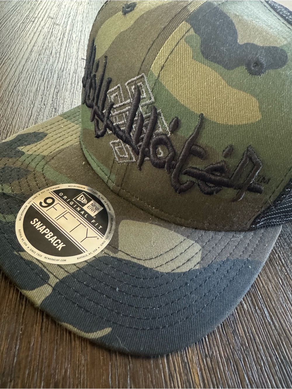 HOLYWATER New Era Camouflage Snapback Cap in Green and Black